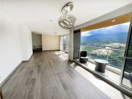 Apartamento en Av Centenario, Armenia